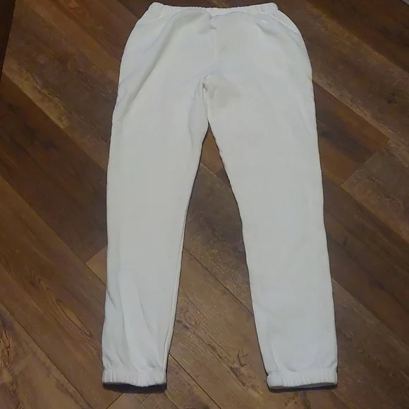 Sweats - Picture 5 of 5